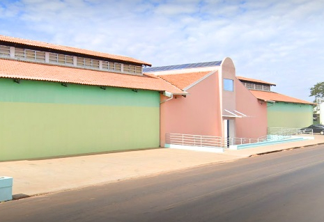 Prefeitura inicia impermeabilização do telhado do novo 'Camelódromo'