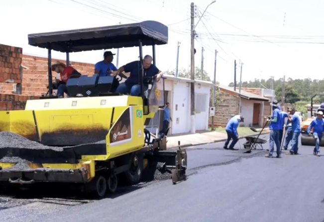 Moradores da Barra Funda celebram obras de recape próximo ao Plimec