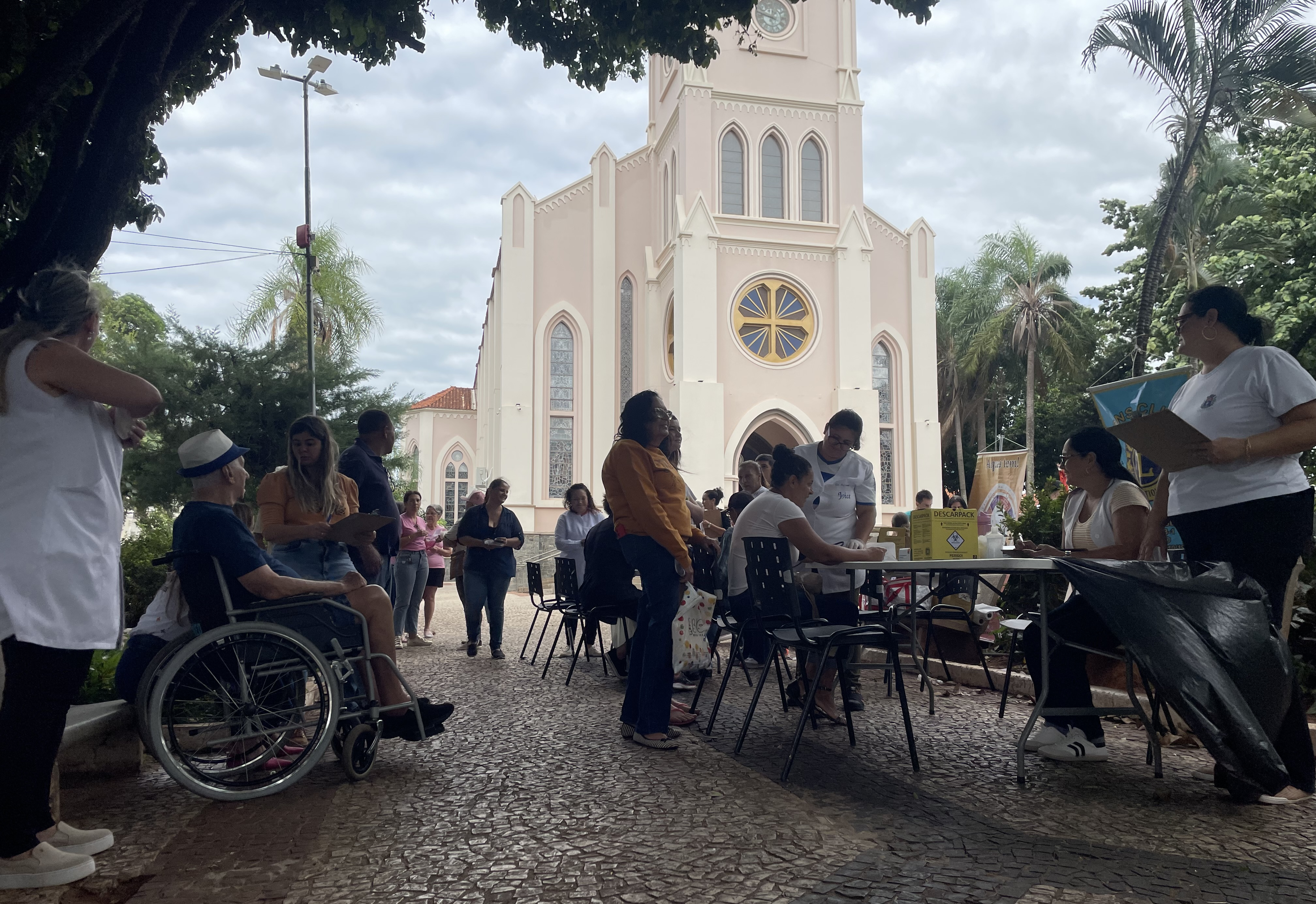 Saúde na Praça Oferece Serviços Gratuitos em Paraguaçu Paulista