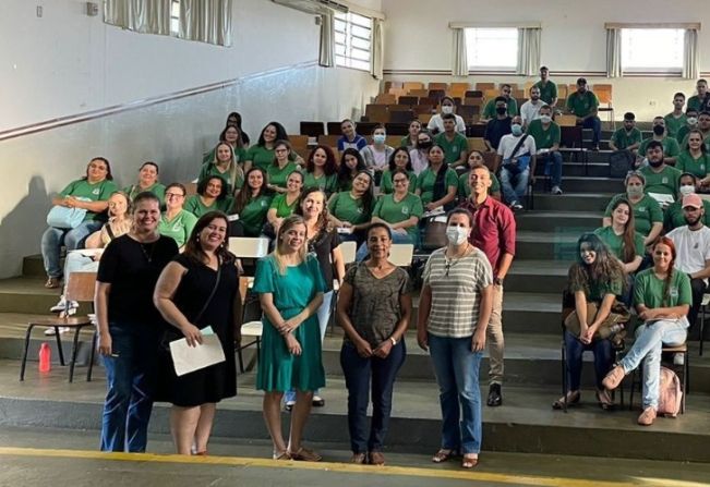 Auxiliares de Vida Escolar (AVE’s) recebem capacitação 