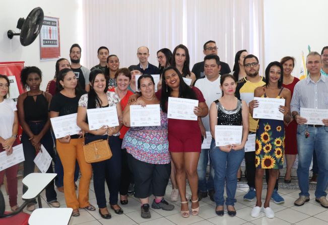 Mais de 60 pessoas são capacitadas pelo Time do Emprego