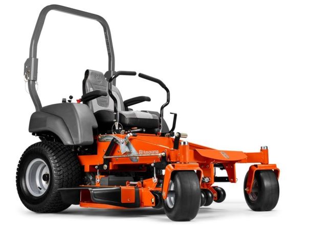 Departamento de Esporte e Lazer recebe cortador de grama Giro Zero