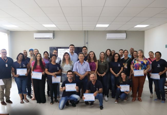 Agentes Comunitários recebem homenagem por trabalho desenvolvido junto a comunidade