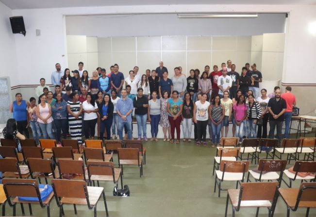 Prefeitura realiza solenidade do programa Frente de Trabalho