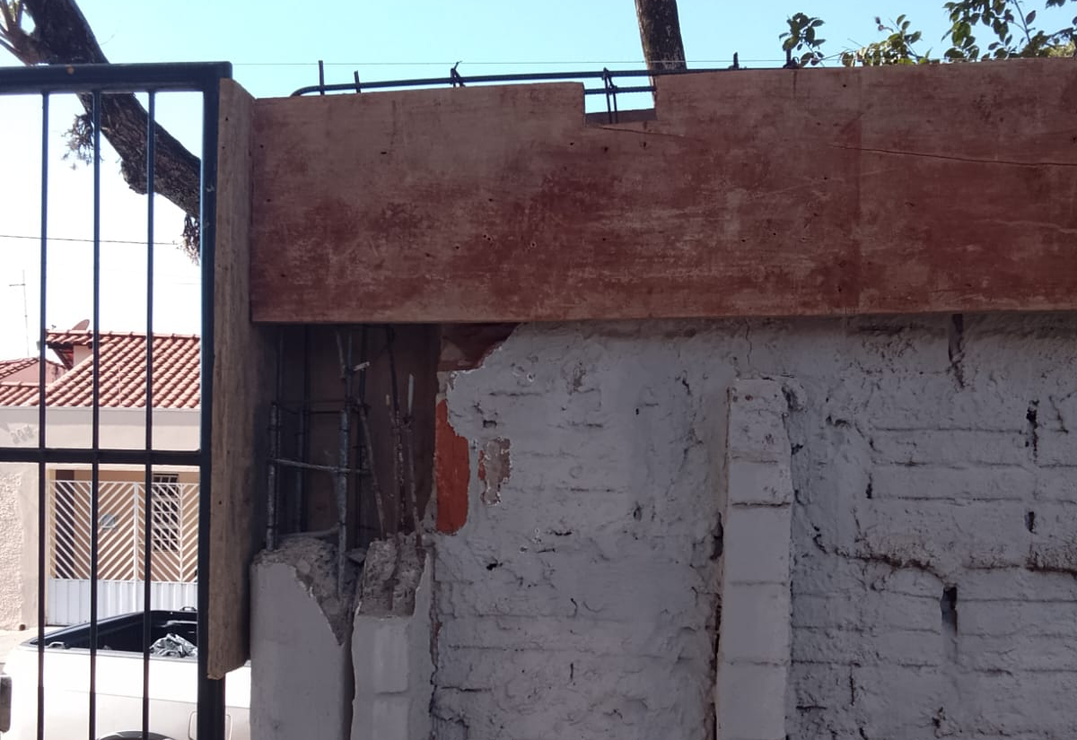 Prefeitura reforma estrutura do portão de entrada e saída de alunos da EMEF Antônio Mazzei