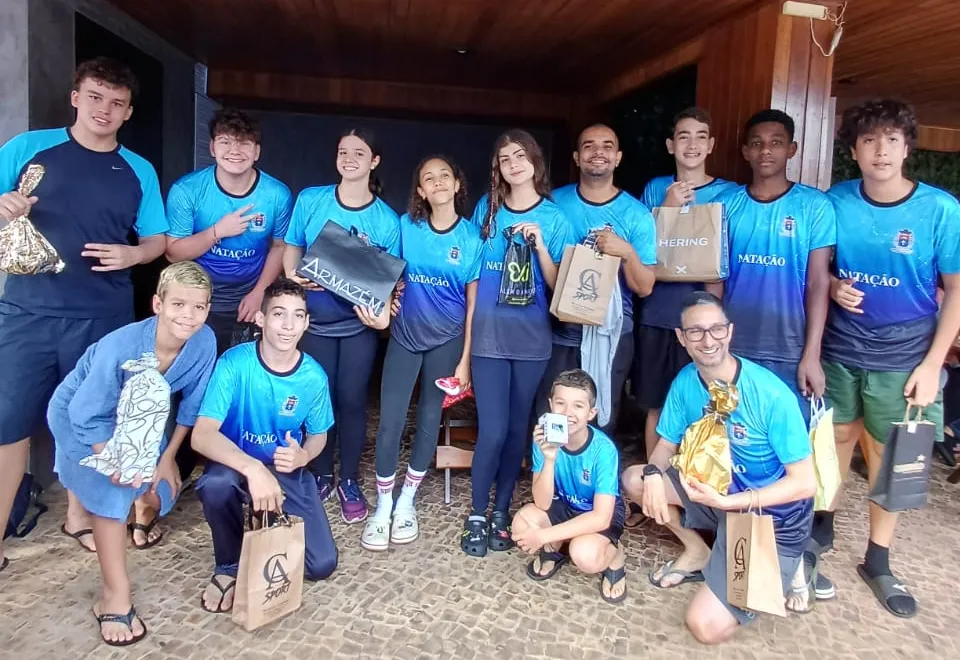 Natação de Paraguaçu Paulista se destaca em Penápolis na etapa final do Circuito da Liga Paulista de Natação