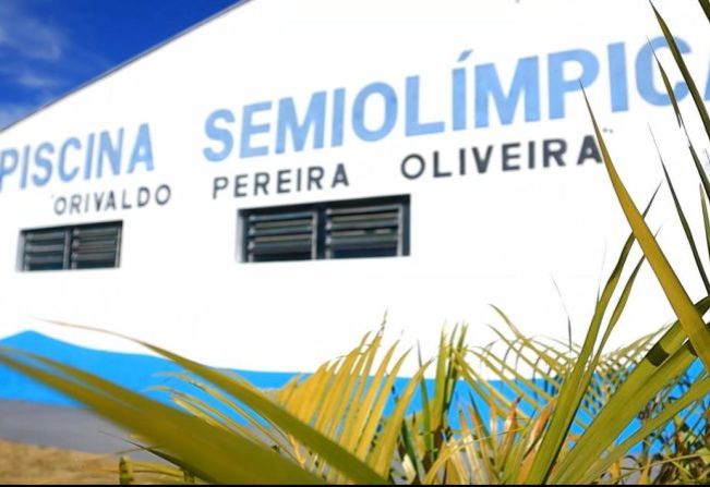 Departamento de Esportes realiza inscrições para aulas de natação para adolescentes