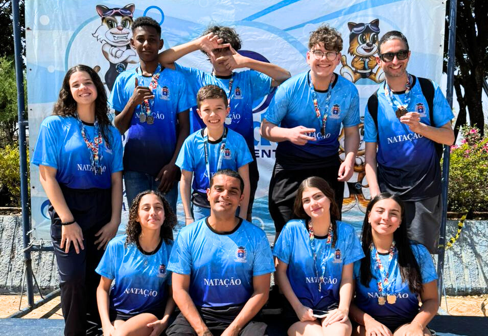 Equipe de Natação de Paraguaçu Paulista conquista medalhas na Liga Paulista
