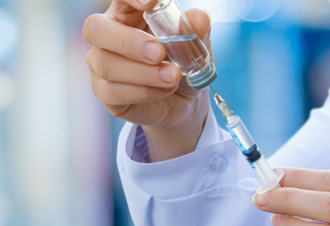 Sábado tem 2º dose da Pfizer para professores de 18 a 44 