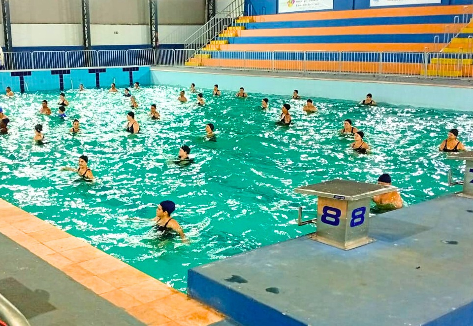 Atividades de hidroginástica na piscina municipal será retomada na próxima segunda-feira!