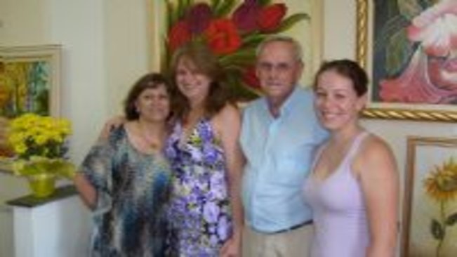 Artista plástica paraguaçuense expõe em Marília suas “Cores da Vida”