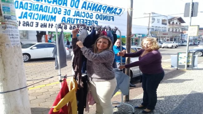 Fundo Social desenvolve projeto Cabide Solidário que funcionará também no verão
