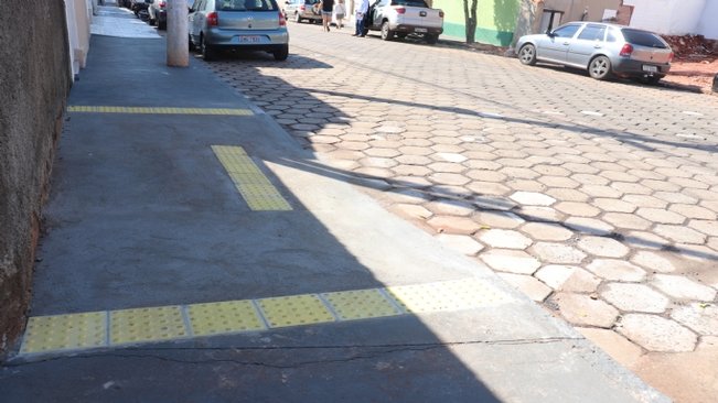 Paraguaçu ganha 24 rampas de acessibilidade no centro da cidade