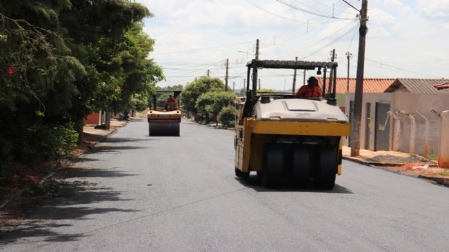Mais de 50 mil metros quadrados de rua foram recapeados e receberam tapa-buraco, em Paraguaçu