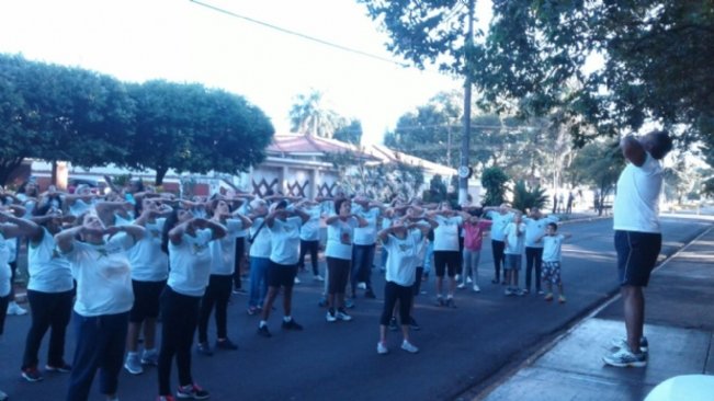 “Agita Paraguaçu” mobiliza população com atividades físicas