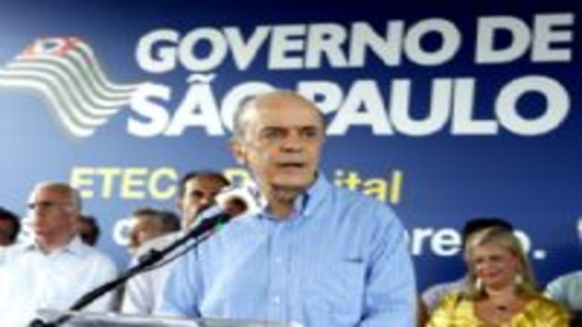 Prefeito Arruda e equipe acompanham Governador Serra na inauguração da ETEC de Palmital